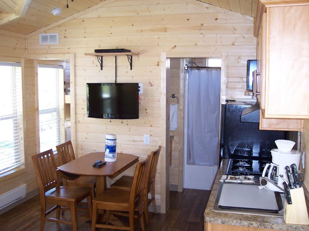 Mission Canyon Rancho Oso Cottage 12 المظهر الخارجي الصورة